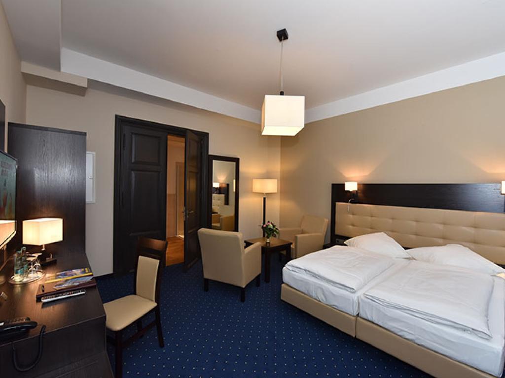 Weinhaus Woehler Hotel Schwerin  Ngoại thất bức ảnh