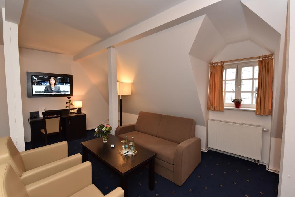 Weinhaus Woehler Hotel Schwerin  Phòng bức ảnh
