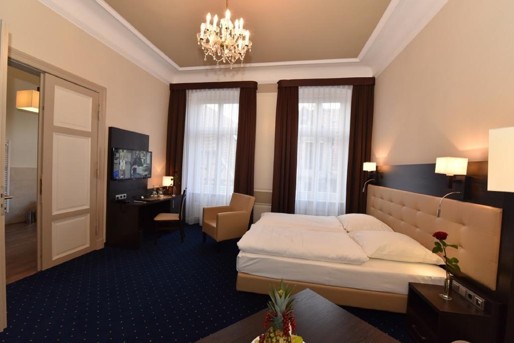 Weinhaus Woehler Hotel Schwerin  Phòng bức ảnh