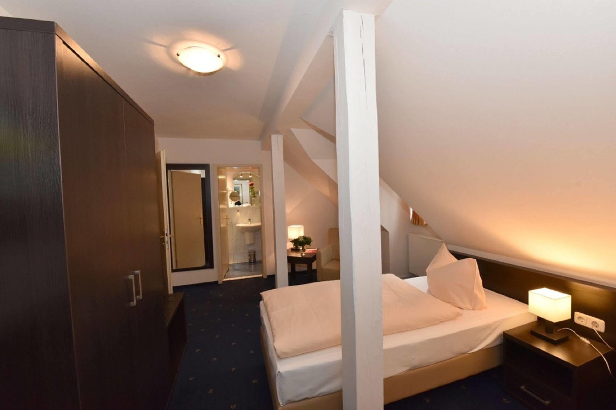 Weinhaus Woehler Hotel Schwerin  Ngoại thất bức ảnh