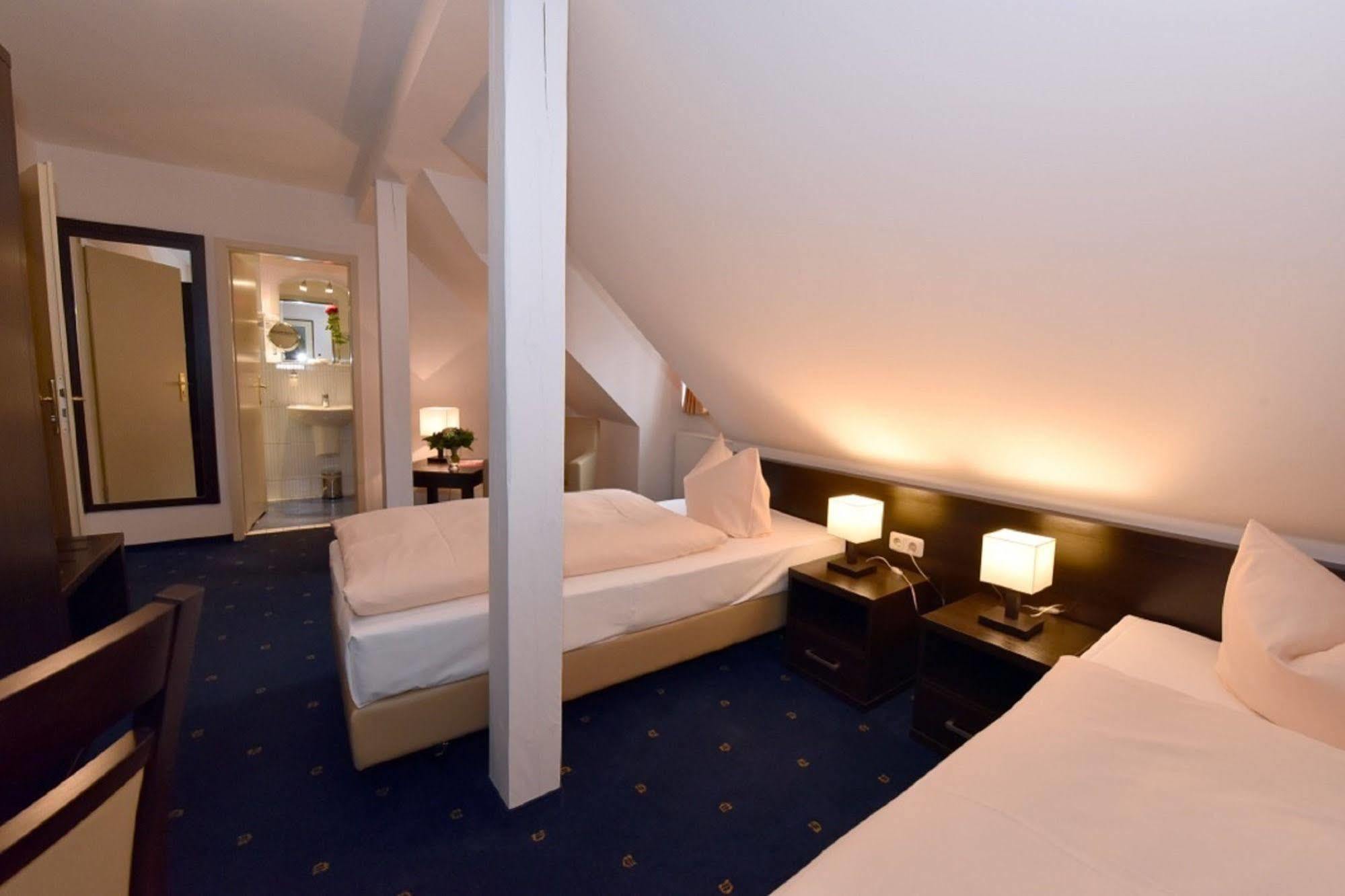 Weinhaus Woehler Hotel Schwerin  Ngoại thất bức ảnh